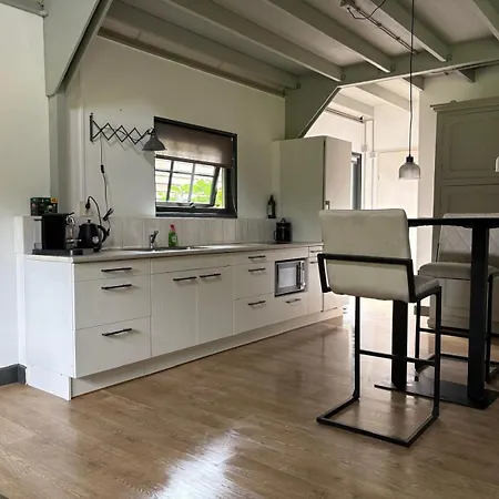 Апартаменты Cozy Vacation In The Forest *